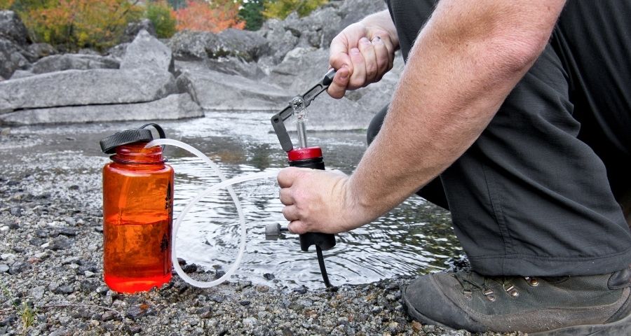 How much water you should carry for camping