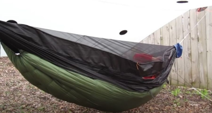 stay warm in hammock with under quilt