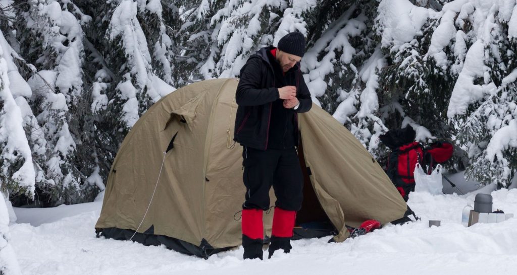 how to dress for winter camping