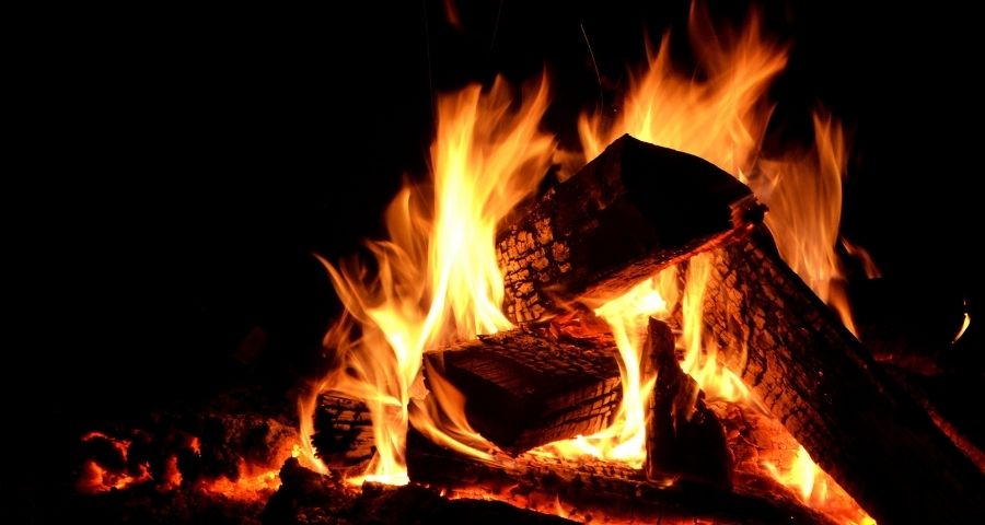 heat your tent during winter camping by using heated stone